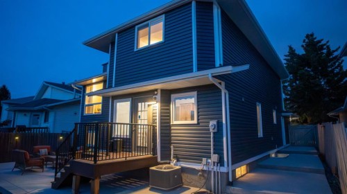 118 Sandpiper Way Nw, Calgary, AB - Outdoor With Deck Patio Veranda
