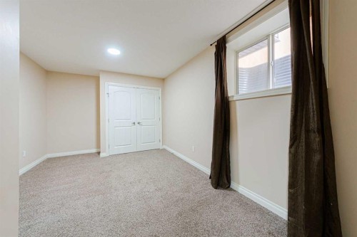 220 Saddlelake Drive Ne, Calgary, AB - Indoor