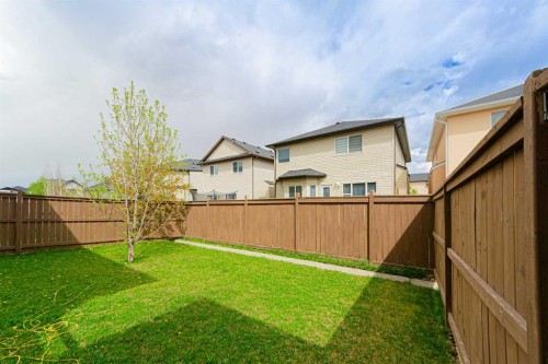 220 Saddlelake Drive Ne, Calgary, AB - Outdoor