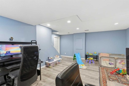 213 Silverado Drive Sw, Calgary, AB - Indoor
