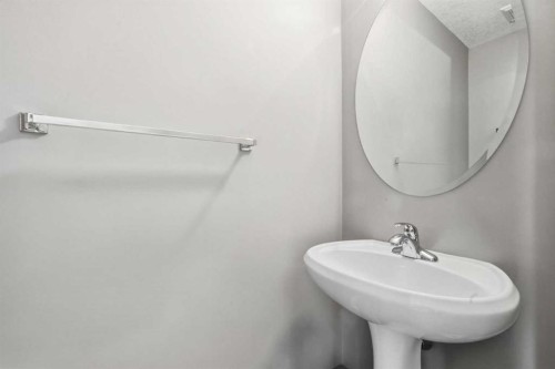 213 Silverado Drive Sw, Calgary, AB - Indoor Photo Showing Bathroom