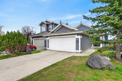 44 Bridlepost Green Sw, Calgary, AB - Outdoor