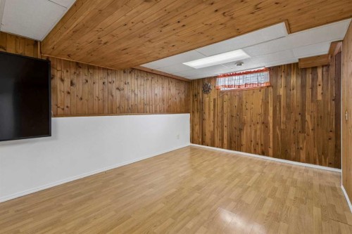 83 Appletree Close Se, Calgary, AB 