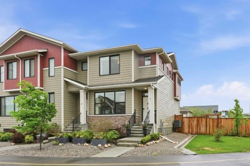 7 Wolf Creek Drive Se, Calgary, AB 