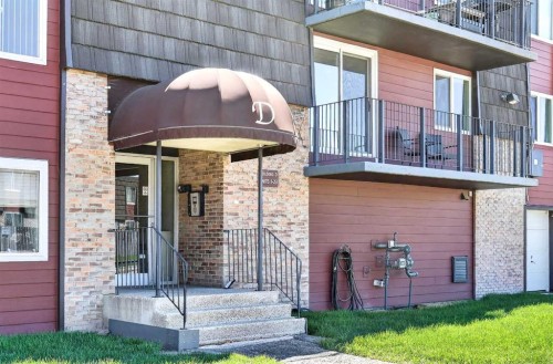 11D-80 Galbraith Drive Sw, Calgary, AB - Outdoor With Exterior