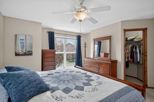112 Prestwick Point Se, Calgary, AB - Indoor Photo Showing Bedroom