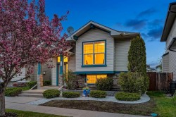 112 Prestwick Point SE Calgary, AB T2Z 4K7