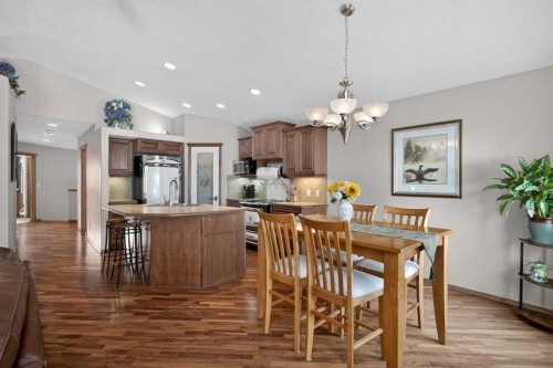112 Prestwick Point Se, Calgary, AB - Indoor Photo Showing Dining Room
