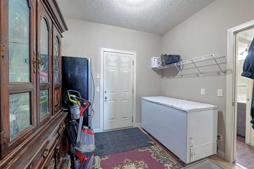 247 Pantego Way Nw, Calgary, AB - Indoor Photo Showing Laundry Room