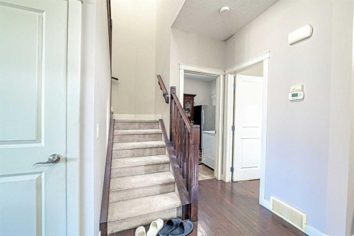 247 Pantego Way Nw, Calgary, AB - Indoor Photo Showing Other Room