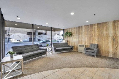2205-221 6 Avenue Se, Calgary, AB - Indoor Photo Showing Other Room