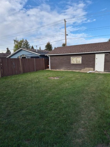 1219 68 Street Ne, Calgary, AB 
