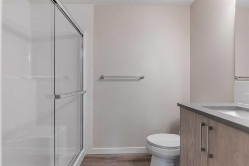 117-238 Sage Valley Common Nw, Calgary, AB - Indoor Photo Showing Bathroom