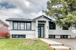 1115 Lake Wapta Road SE Calgary, AB T2J 2P3