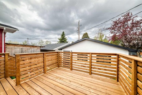 1115 Lake Wapta Road Se, Calgary, AB - Outdoor With Exterior