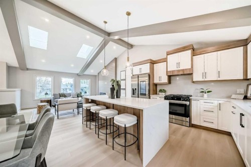 1115 Lake Wapta Road Se, Calgary, AB - Indoor Photo Showing Other Room