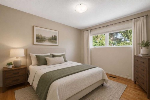 404 Canterbury Drive Sw, Calgary, AB - Indoor Photo Showing Bedroom
