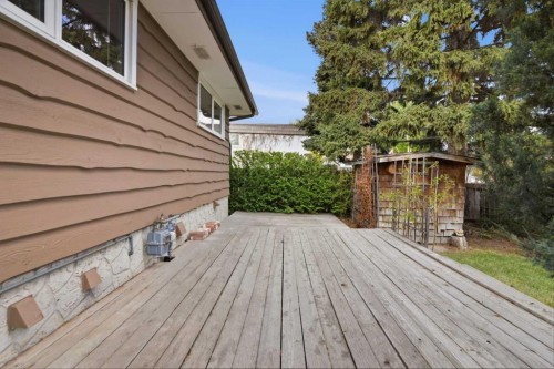 404 Canterbury Drive Sw, Calgary, AB - Outdoor With Deck Patio Veranda With Exterior