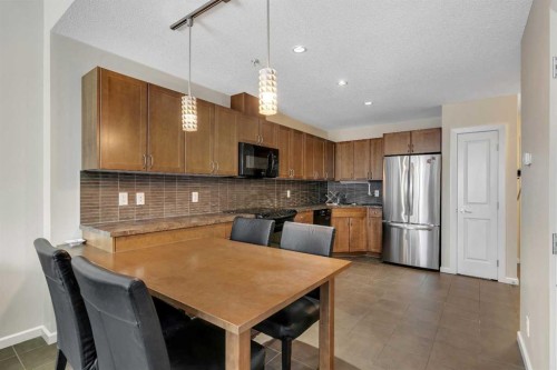 904-211 13 Avenue Se, Calgary, AB - Indoor