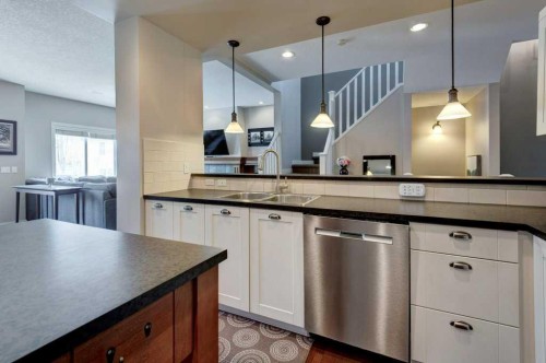 88 Copperstone Gate Se, Calgary, AB 