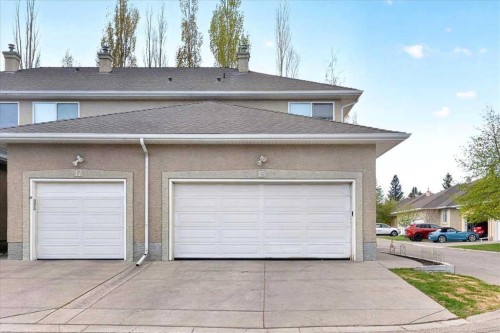 15 Cedarview Mews, Calgary, AB 