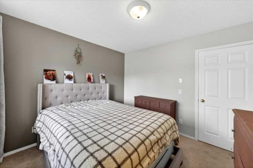 15 Cedarview Mews, Calgary, AB 