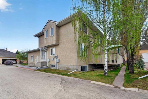 15 Cedarview Mews, Calgary, AB 