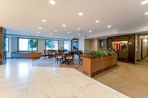 206-8 Prestwick Pond Terrace Se, Calgary, AB - Indoor