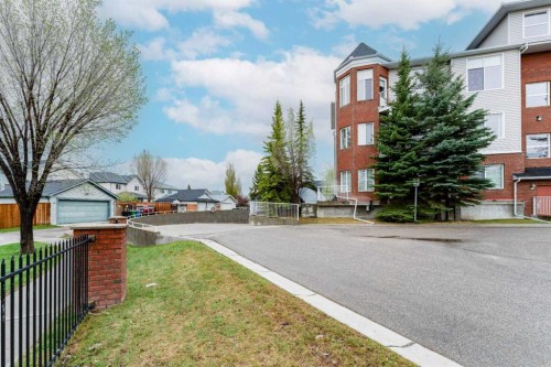 206-8 Prestwick Pond Terrace Se, Calgary, AB - Outdoor