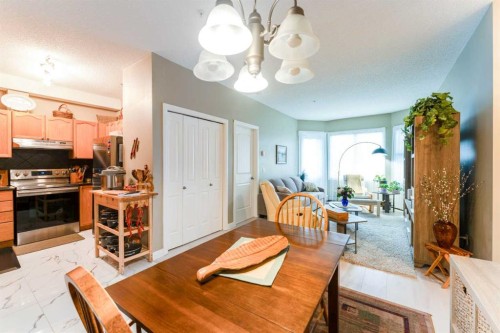 206-8 Prestwick Pond Terrace Se, Calgary, AB - Indoor