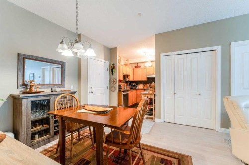 206-8 Prestwick Pond Terrace Se, Calgary, AB - Indoor Photo Showing Dining Room