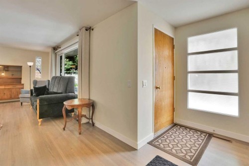 2704 Chandler Road Nw, Calgary, AB - Indoor