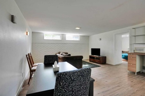 2704 Chandler Road Nw, Calgary, AB - Indoor