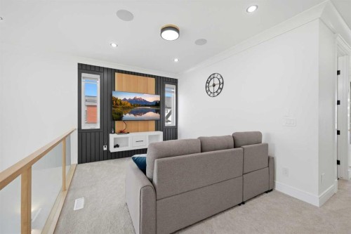 4942 84 Avenue Ne, Calgary, AB - Indoor
