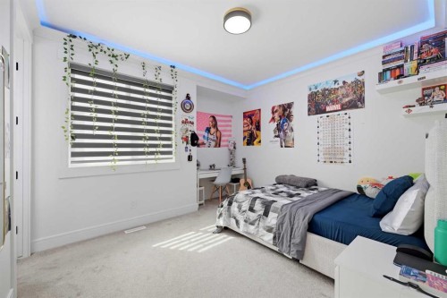 4942 84 Avenue Ne, Calgary, AB - Indoor Photo Showing Bedroom