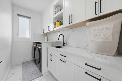 4942 84 Avenue Ne, Calgary, AB - Indoor
