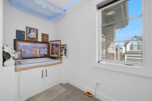 4942 84 Avenue Ne, Calgary, AB - Indoor Photo Showing Other Room
