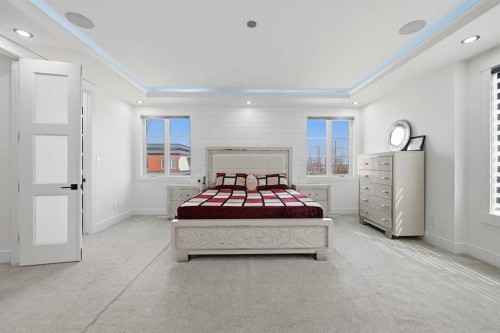 4942 84 Avenue Ne, Calgary, AB - Indoor Photo Showing Bedroom
