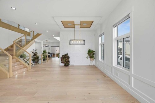 4942 84 Avenue Ne, Calgary, AB - Indoor Photo Showing Other Room