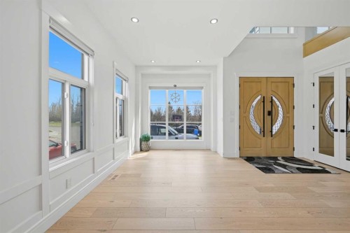 4942 84 Avenue Ne, Calgary, AB - Indoor Photo Showing Other Room
