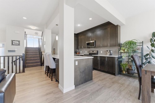 9 Sage Bluff Rise Nw, Calgary, AB - Indoor Photo Showing Kitchen