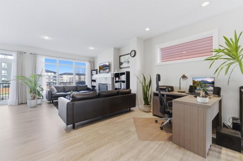 9 Sage Bluff Rise Nw, Calgary, AB - Indoor