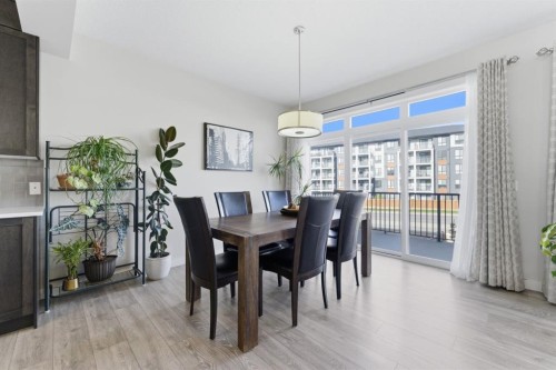 9 Sage Bluff Rise Nw, Calgary, AB - Indoor Photo Showing Dining Room