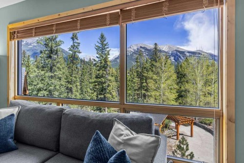 310-600 Spring Creek Drive, Canmore, AB -  Photo Showing Other Room