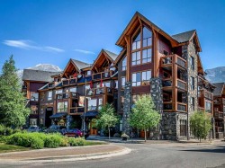 310-600 Spring Creek Drive Canmore, AB T1W 0C8