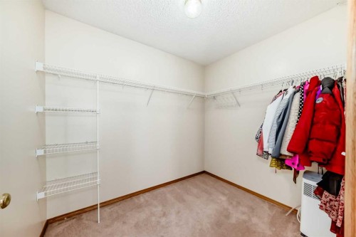 31 Harvest Oak Circle Ne, Calgary, AB - Indoor With Storage