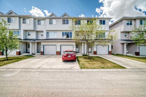 31 Harvest Oak Circle Ne, Calgary, AB - Outdoor With Facade