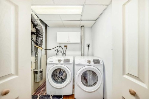 31 Harvest Oak Circle Ne, Calgary, AB - Indoor Photo Showing Laundry Room