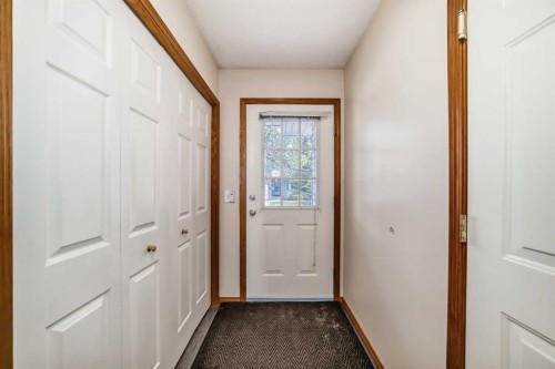 31 Harvest Oak Circle Ne, Calgary, AB - Indoor Photo Showing Other Room
