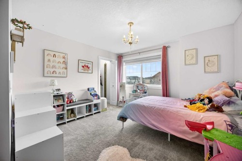 68 Nolancrest Circle Nw, Calgary, AB - Indoor Photo Showing Bedroom